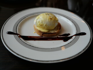 エッグベネディクト