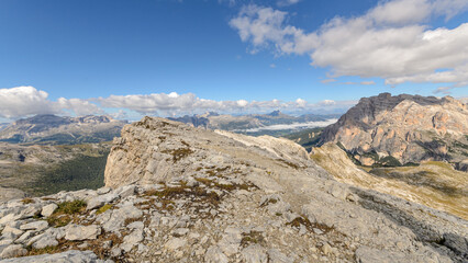 Riffugio Lagazuoi, peak , Dolomite view