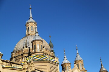 Fototapeta na wymiar Basílica del Pilar 