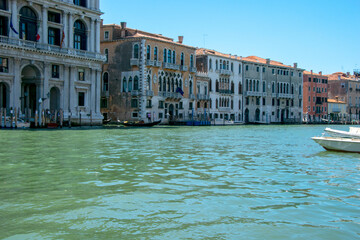 Venetian Construction