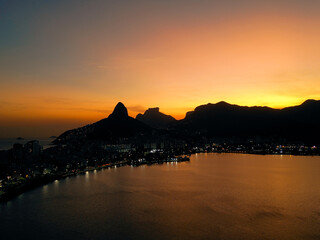Por do Sol. Lagoa Rodrigo de Freitas. Rio de Janeiro
Drone