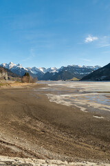 Fototapeta na wymiar Fascinating mountain panorama at the lake Sihlsee in Switzerland