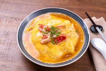 天津飯 © promolink