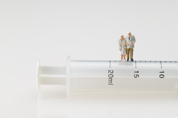 ミニチュア人形