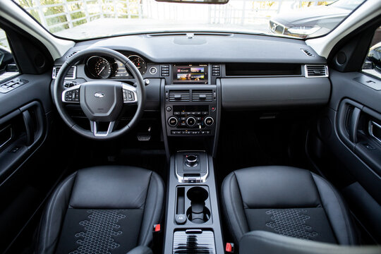 Black interior Land Rover Discovery Sport