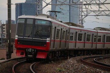 Naklejka premium 都市近郊を走行する名古屋鉄道