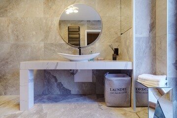 Piękna stylowa łazienka z kabiną prysznicową - obrazy, fototapety, plakaty