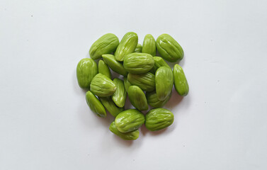 Raw of petai or pete (Parkia speciosa). Usually eaten raw and cooked, popular with name stink bean or bitter bean. Pete plants grow a lot in Indonesia. Indonesia use petai for fresh vegetable, dishes.