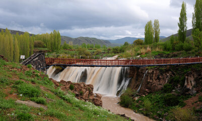 Muradiye Waterfall - Van - TURKEY