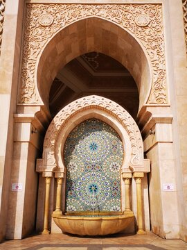 Fountain outside Hassan II Mosque, the largest mosque in Africa, Casablanca, Morocco