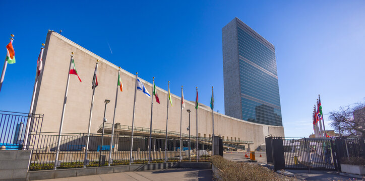 United Nations headquarter in New York - street photoraphy