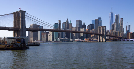 Obraz na płótnie Canvas View over Brooklyn Bridge from Brooklyn Bridge Park - street photoraphy