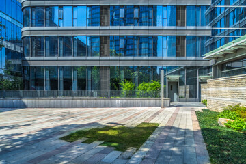 Fototapeta na wymiar modern office building outdoors in the downtown