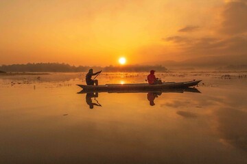 Fototapeta na wymiar A fine morning at Chandubi lake, Assam