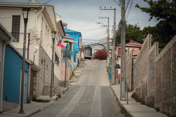 Fototapeta na wymiar Valparaiso cityscape, colorful houses in Valparaiso, Chile