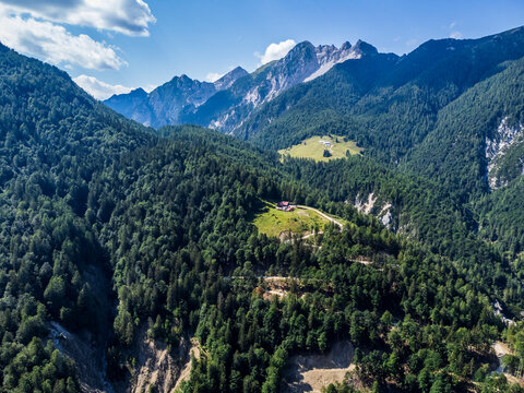 Along the mountainous roads of the Val Dogna to the slopes of the Montasio. Friuli.