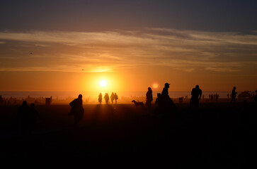 Fototapeta na wymiar Sunset at Venice Beach, California