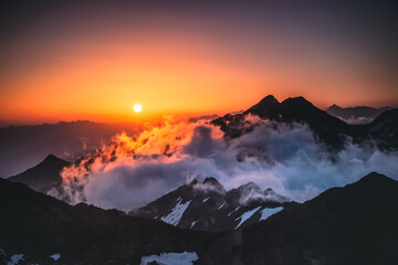 Alba sulle Alpi, dal rifugio Gino Biasi al Bicchiere