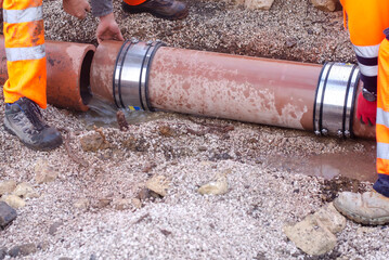 Broken drainage pipe repair