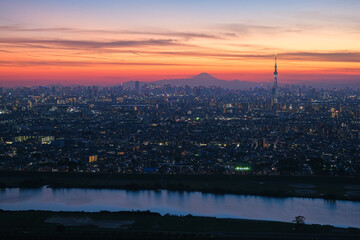 Obraz premium 東京の日没 千葉県市川市、アイ・リンクタウン展望施設から