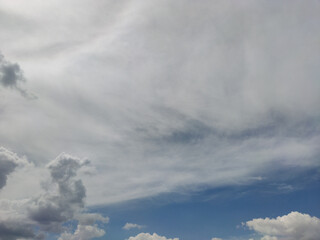 Obraz premium Sky almost cloudy