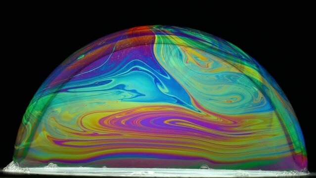 colors in a soap bubble