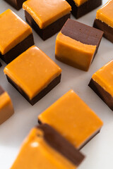 Caramel fudge