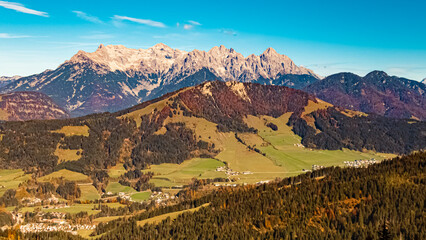 Fototapeta premium Beautiful alpine autumn or indian summer view at the famous Streuboeden summit, Fieberbrunn, Pillerseetal valley, Tyrol, Austria
