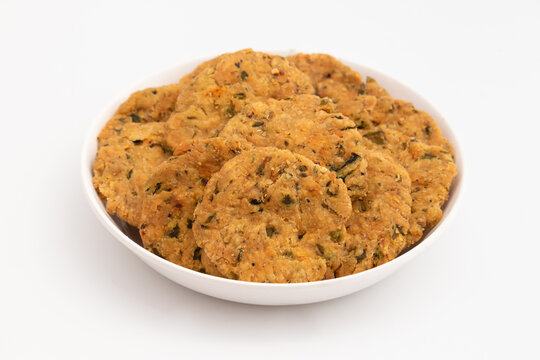 Namkeen Kasuri Methi Masala Mathri Also Called Namkin Fenugreek Matthi, Mathiya, Mathi, Farsi Poori, Farsan, Pharsaṇ, Mathari Is Famous Tea Time Snack Consumed Mostly During Diwali, Holi, Karwa Chauth