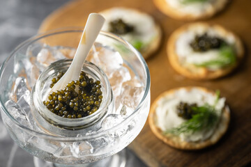 caviar on cracker with cream cheese