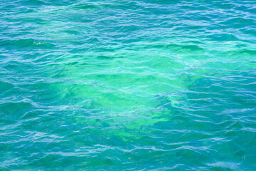 Fototapeta na wymiar Turquoise blue water of Caribbean sea. 