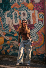 Fototapeta na wymiar Girl with graffiti 