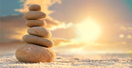 Vlies Fototapete Seoel Stone tower. Natural pebble stone on the beach. Balancing body, mind, soul and spirit. Mental health.
