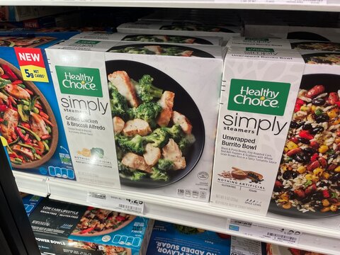 Grocery store Healthy Choice frozen dinner looking down