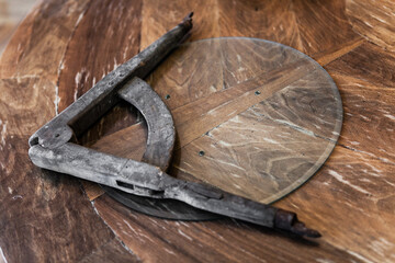 The compass is a Masonic symbol.