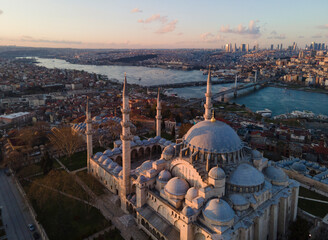 Fototapeta premium Suleymaniye Mosque Drone Photo, Fatih Istanbul, Turkey