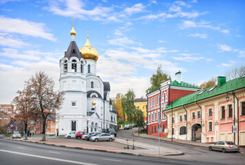 Fototapeta na wymiar Kazan Church, Ilyinskaya street and Zelensky congress, Nizhny Novgorod