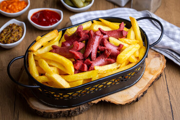 French fries and sausage fries platter (Turkish name; patates ve sosis kizartmasi)