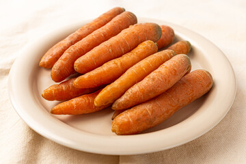 Sweet and crunchy small snack carrots