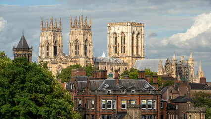 York,Yorkshire,UK, - 17_08_2019 - York Minster seen from the city walls over rooftops - sunshine