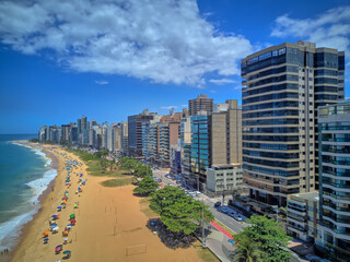 Praia da Costa - Vila Velha - Espírito Santo - Brasil. Visão aérea em um dia ensolarado.