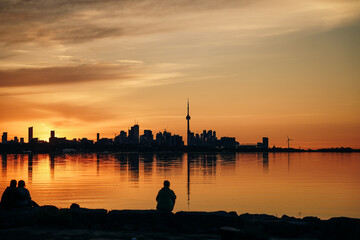 Naklejka premium Panoramic view of Toronto skyline at sunrise, Ontario, Canada