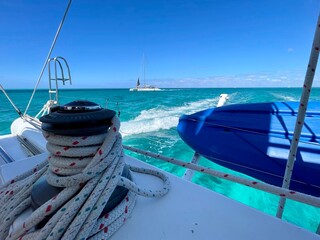 voilier et mer des caraibes © franz massard
