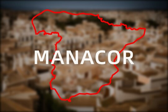 Manacor: Der Name der spanischen Stadt Manacor in der Region Balearic Islands vor einem Hintergrundbild