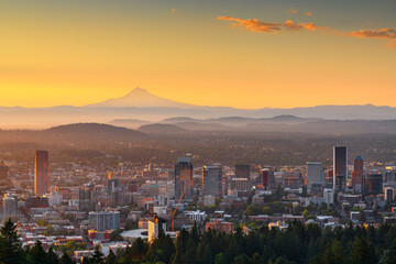 Portland, Oregon, USA skyline at dawn with Mt. Hood