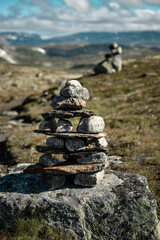 Steintürme auf Hochebene in Norwegen