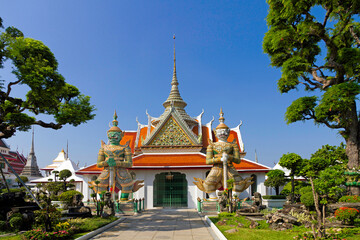 Fototapeta na wymiar Wat near the Temple of Dawn in Bangkok, Thailand