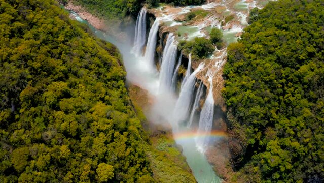 Cascada de Tamul