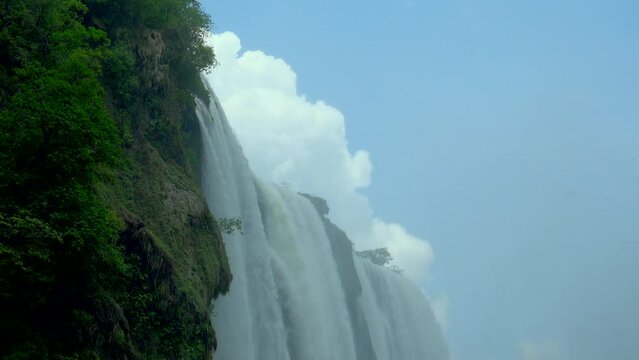 Cascada de Tamul