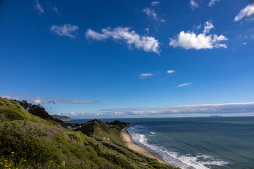 Paragliding at Rincon bluff in Carpinteria California